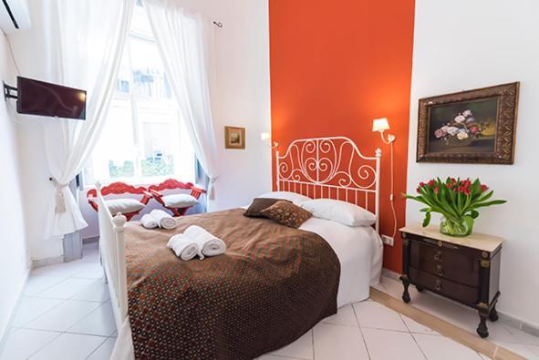 Double Room Shared Toilet