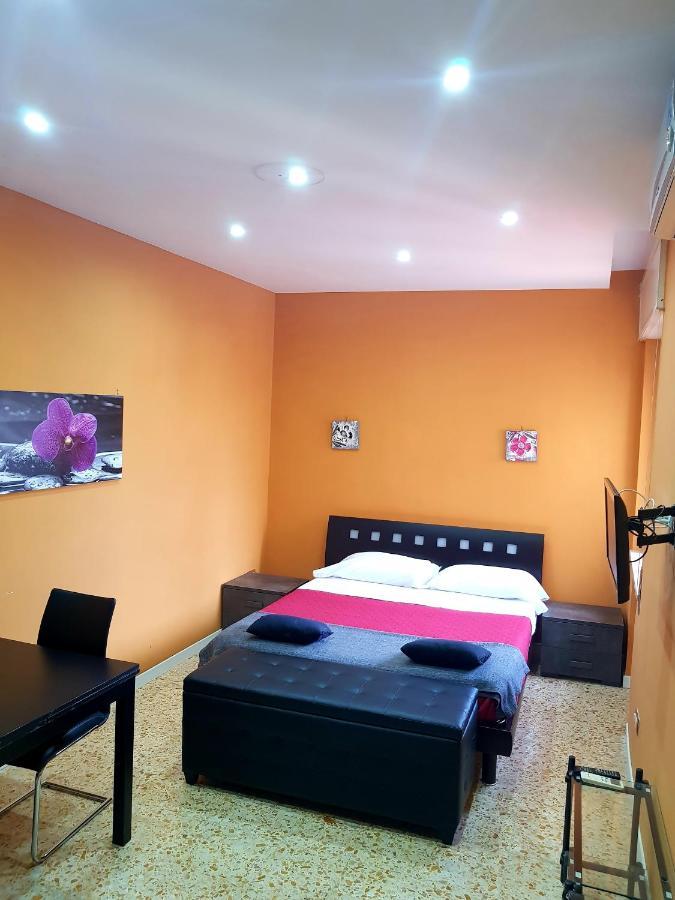 Double Room Private External Bathroom