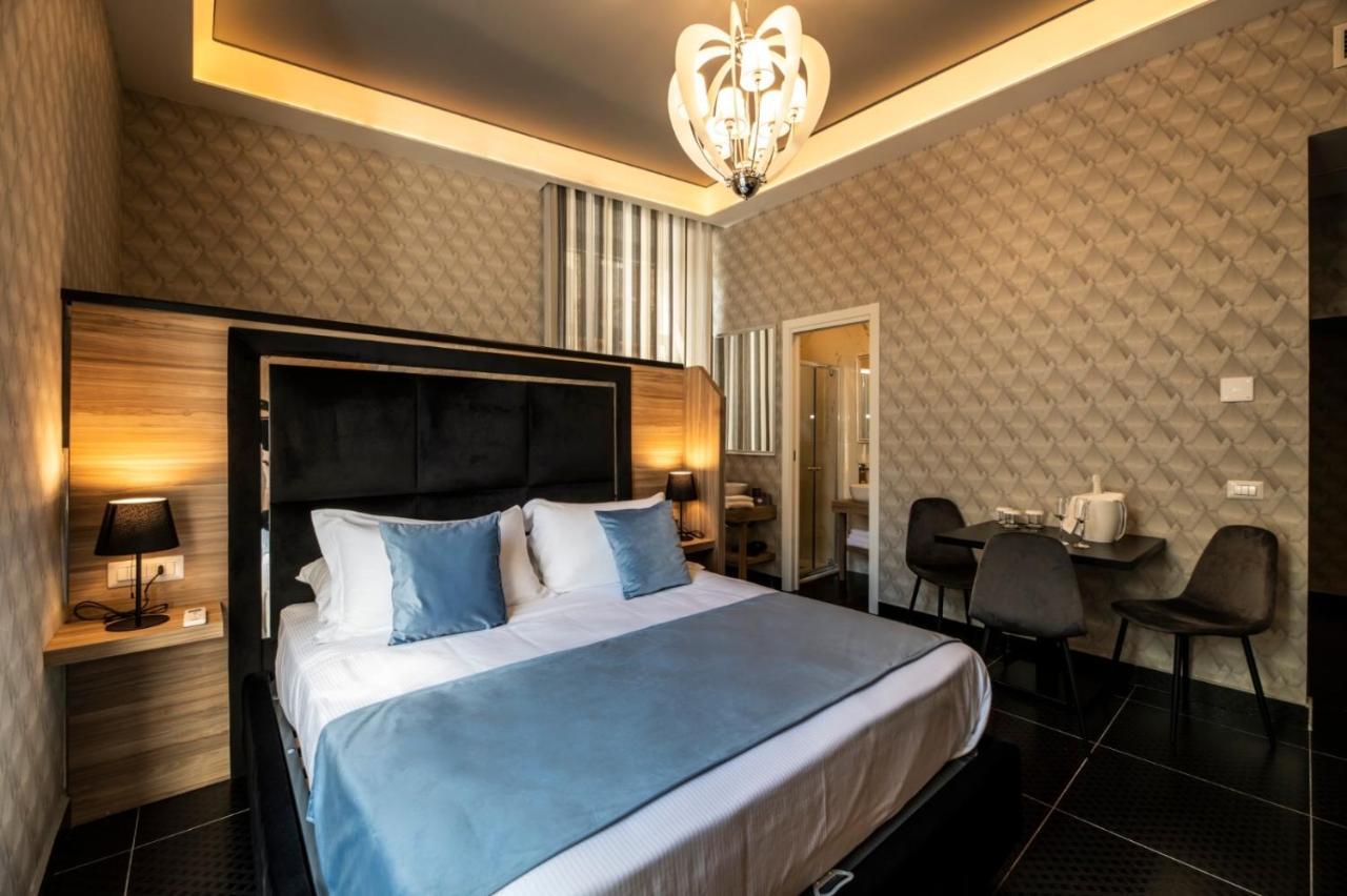 Luxury Triple Room