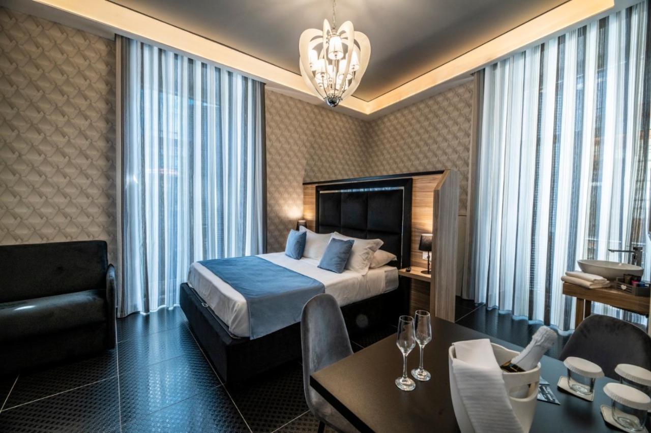 Luxury Triple Room