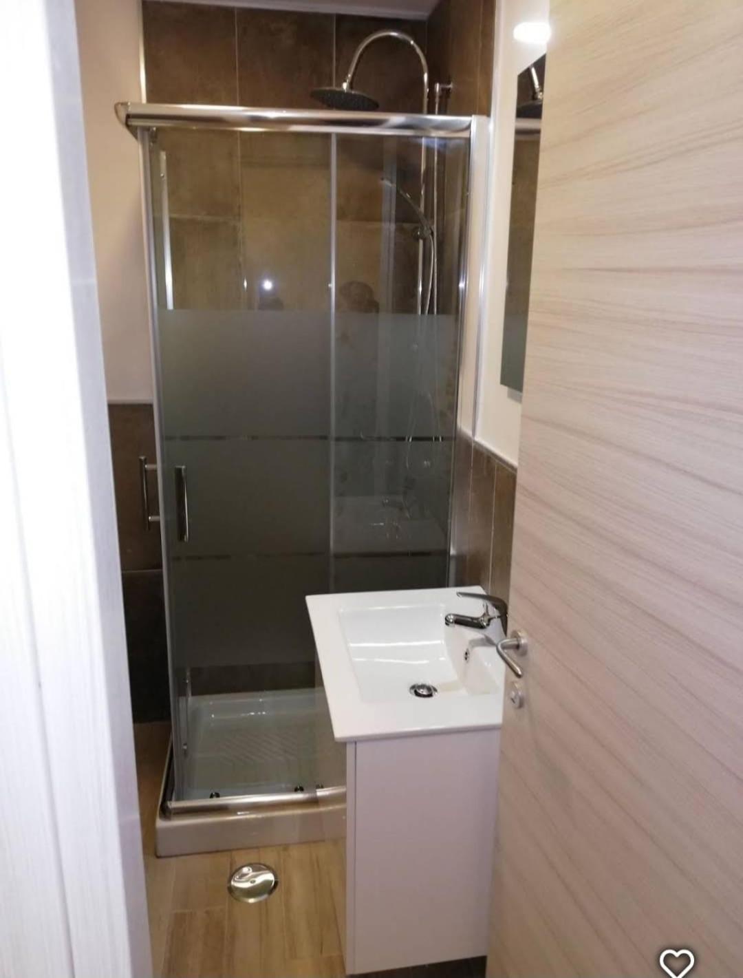 Deluxe Triple Room Balcony