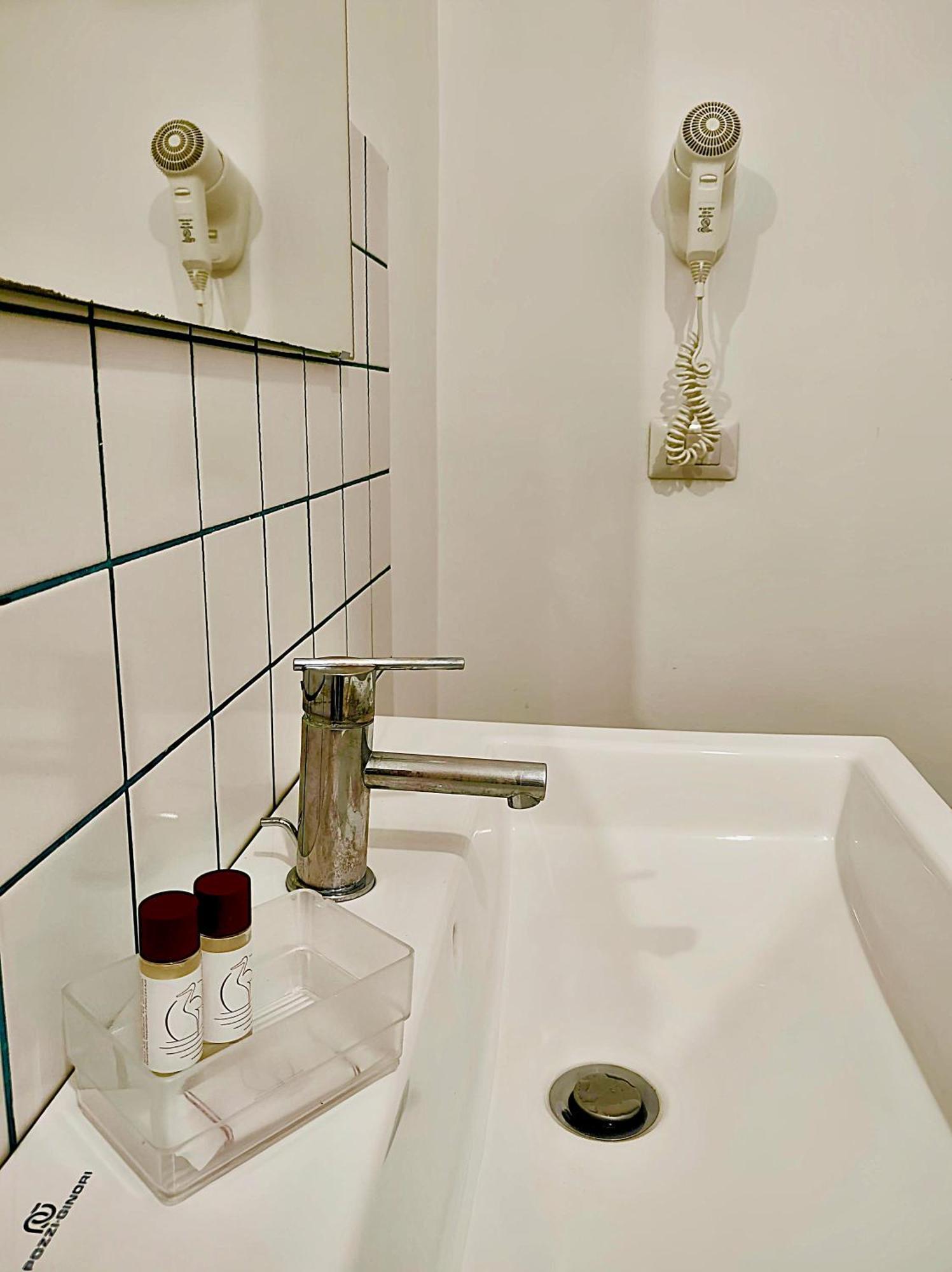 Double Room Private Bathroom