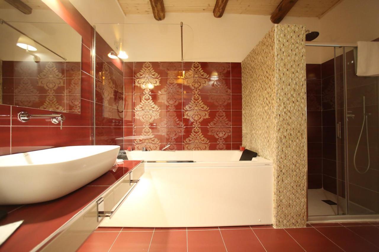 Deluxe Double Room Spa Bath
