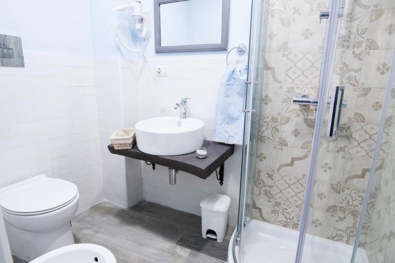 Twin Room Private Bathroom