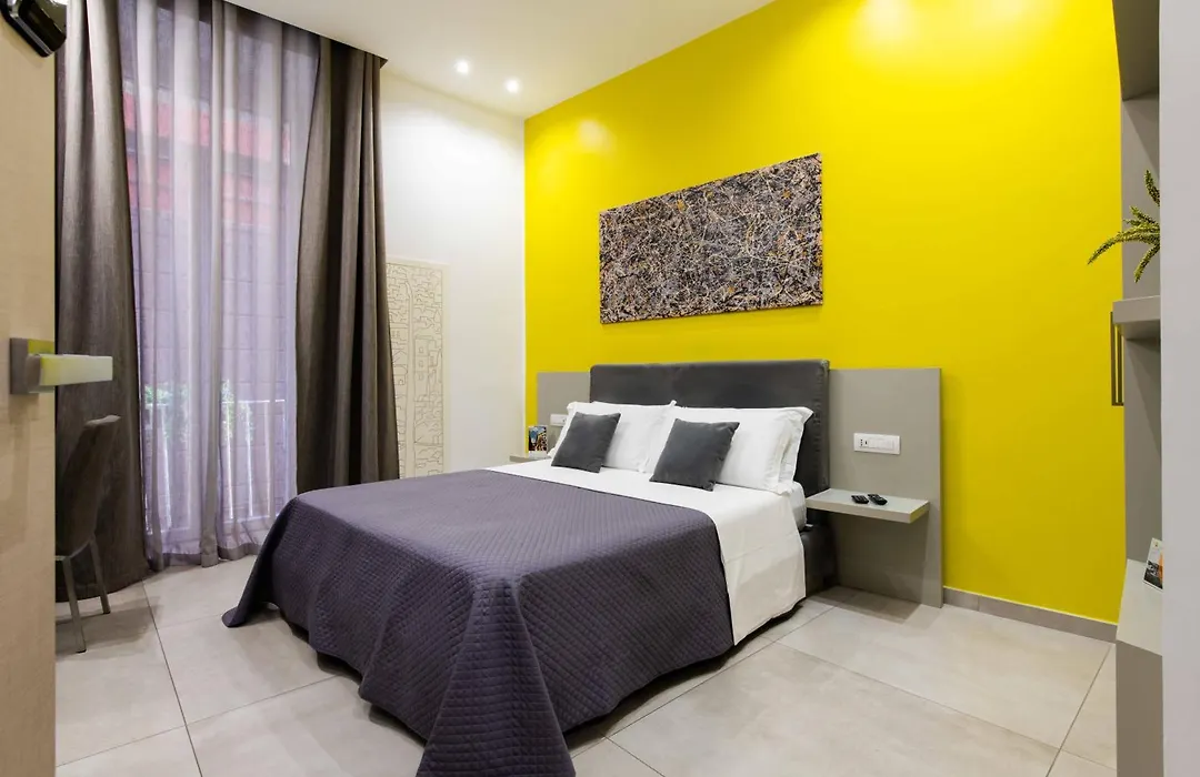 Toledo 16 Luxury Suites-1