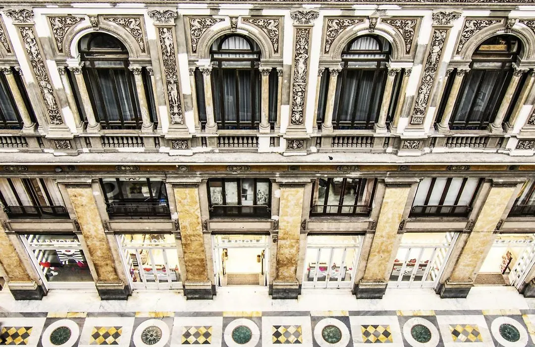 Domus Sibyllina, Galleria Umberto I-1